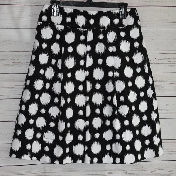 Skirt - Picture 1 of 6